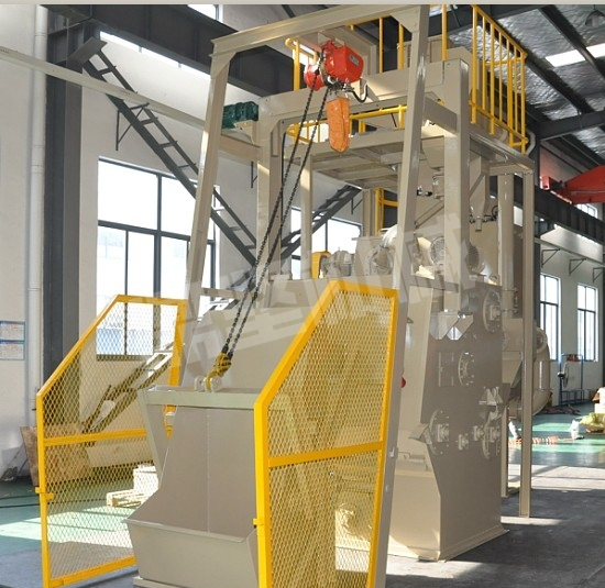  Q3210履帶式自動(dòng)上料拋丸機(jī)